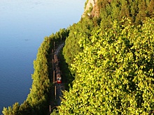 Для жителей Поволжья запустили тематические поезда