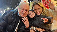 В мужском кругу! Стефания Маликова поделилась семейными фото с подросшим братом, отцом и дедом