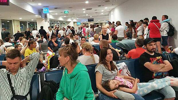 Пассажиры застрявшего рейса Анталья – Екатеринбург вылетят на родину другим бортом