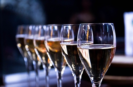 В России готовят новые ограничения на продажу алкоголя