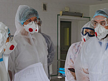 Иммунолог Николай Крючков заявил, что COVID-19 не станет сезонным ОРВИ из-за высокой патогенности