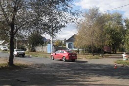 В Оренбурге водитель Hyundai сбил перебегавшую дорогу 10-летнюю девочку