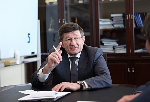«Он просто искал работу, и его согласились взять» - экс-мэр Омска Двораковский о назначении Фролова главой ...
