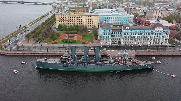 Оборона Ленинграда и холостой выстрел в 17-м: что происходило с крейсером «Аврора» после его спуска на воду 120 лет назад