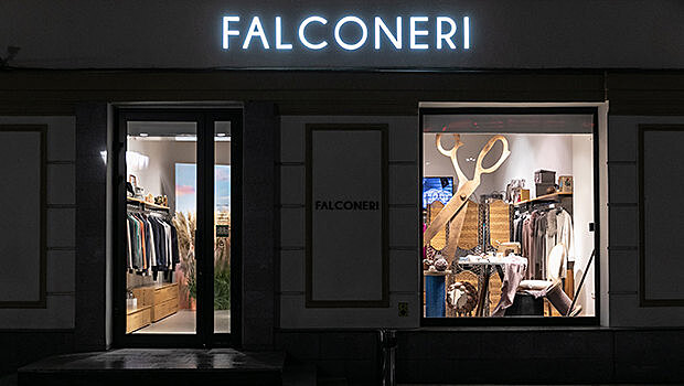 Falconeri открыли ателье, где можно кастомизировать любимый свитер