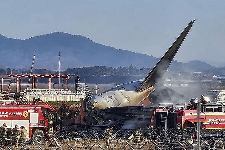 Ренхап: коенные Южной Кореи начали проверку авиации после крушения самолета