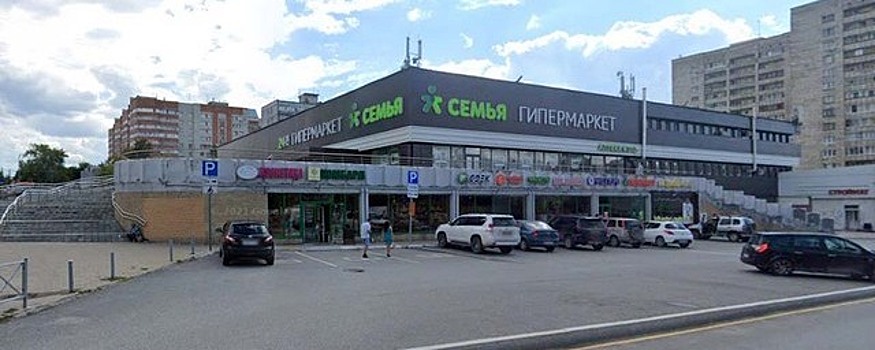 Холдинг Олега Чиркунова может продать ТЦ «Универсам» в Перми за 700 млн рублей