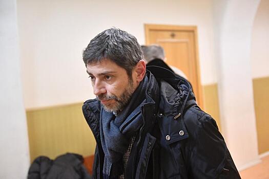 Скандальный актер Валерий Николаев добровольно лег в психиатрическую лечебницу