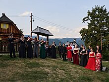 Москвичка исполнила сербскую народную песню на фестивале Эмира Кустурицы