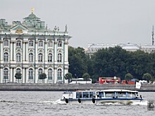 В Санкт-Петербурге первые туристы опробовали кольцевой водный маршрут