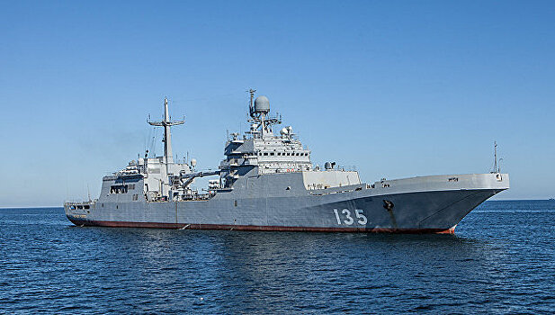 В Калининграде спустили на воду новый десантный корабль