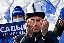 В Киргизии завершилась революция, президентом стал бывший арестант. Куда поведет страну новый лидер?