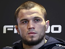 Умар Нурмагомедов победил Сэндхагена на турнире UFC в Абу-Даби