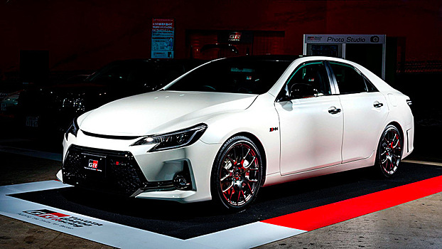 Toyota рассекретила новый спортседан Mark X GRMN