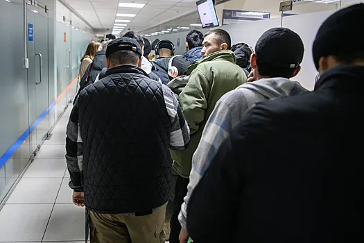 Было вообще месиво: в Екатеринбурге массово подрались мигранты. Видео