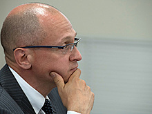 Песков уточнил место работы Кириенко