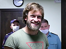 Следователь провел обыск в квартире арестованного издателя "Медиазоны" Верзилова