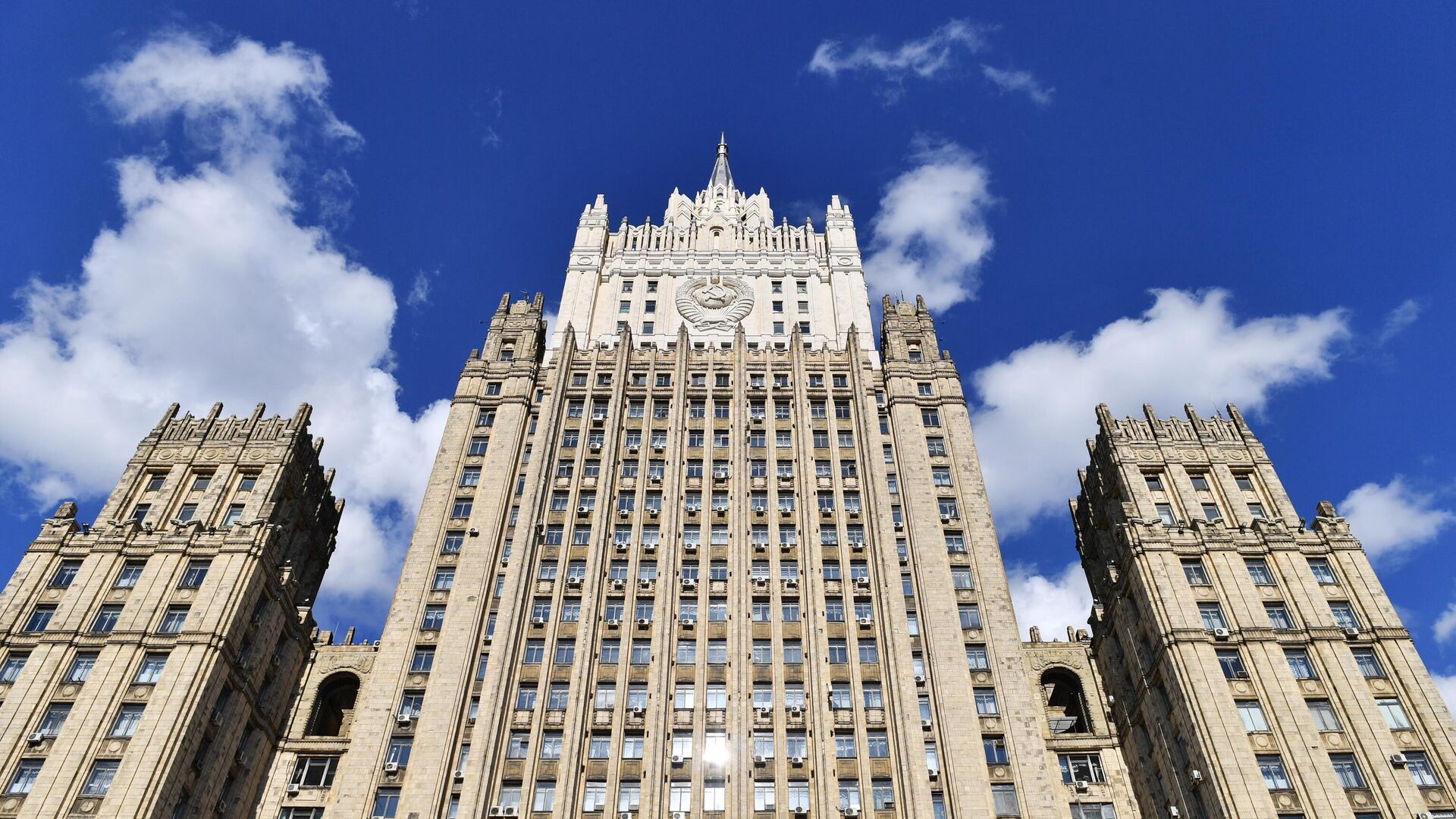 В МИД РФ заявили, что призывы Европы к миру ничего не стоят