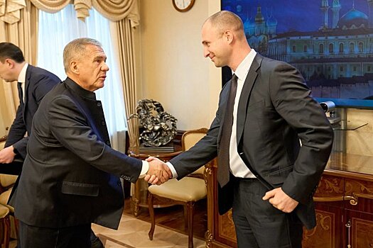 Минниханов обсудил с главой VK развитие татароязычного контента во "ВКонтакте"