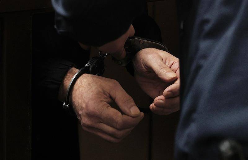 Два мошенника заработали миллионы на гуманитарной помощи бойцам СВО