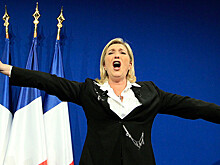 Французы собирают подписи в поддержку Марин Ле Пен