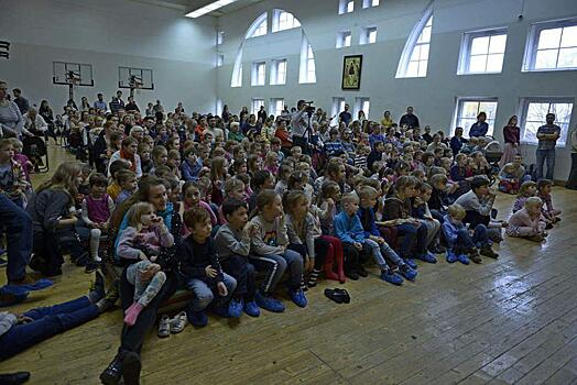 Более 300 человек увидели постановку воспитанников воскресной школы в Савеловском