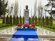 В Зеленодольском районе открыли бюст Ильшату Ганиеву — директору тепличного комбината "Майский"