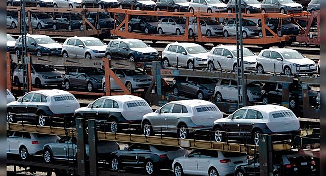 Импорт легковых автомобилей в 1 полугодии упал на 35%