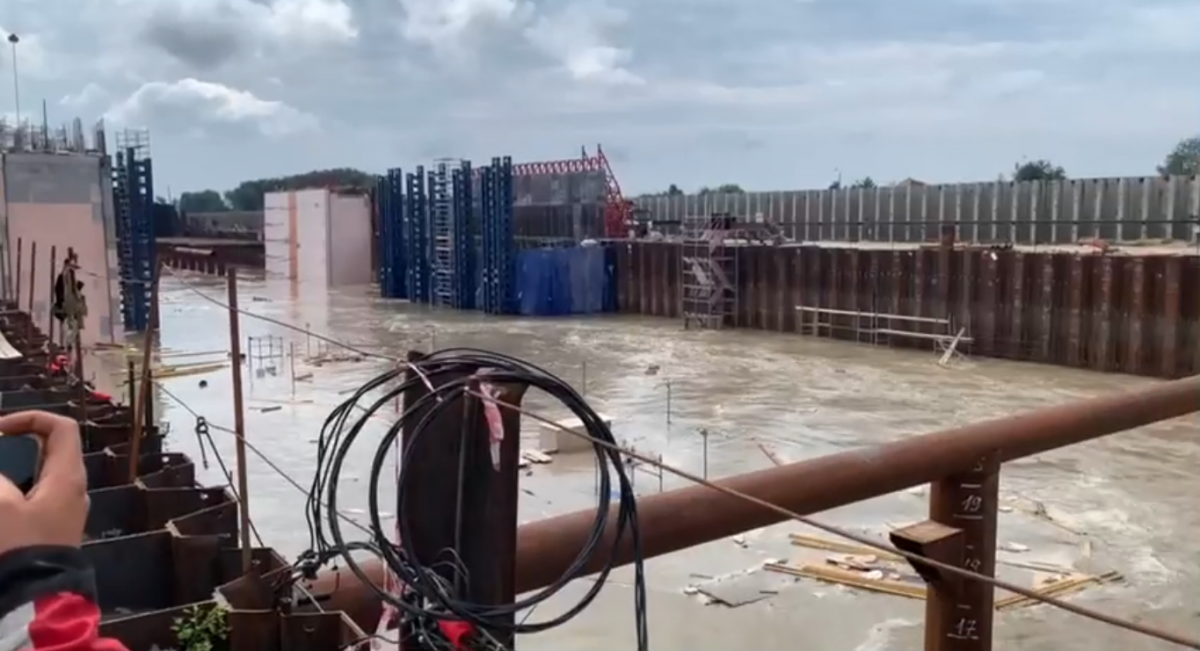 Опубликовано видео с места аварии с обрушением на Городецком гидроузле
