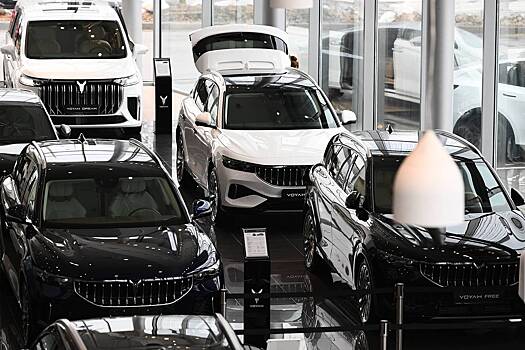 Китайские автопроизводители заморозят цены в России