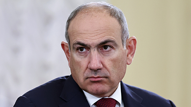 Премьер-министр Армении стал барабанщиком