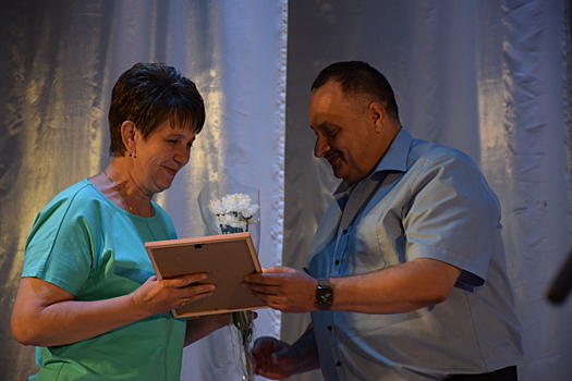 Медработников Выселковской ЦРБ поздравили с профессиональным праздником (фото)