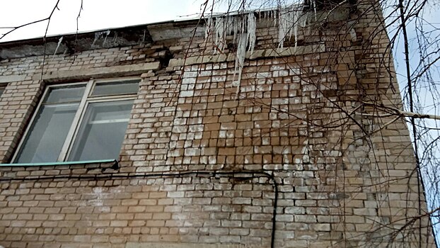Разваливающийся садик в Завьяловском районе привлек внимание главы Удмуртии