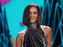 Бузова появилась на публике с округлившимся животом