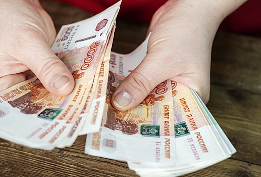 Эксперт объяснил причины роста реальных зарплат в России