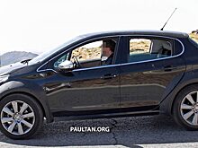Фото: Peugeot тестирует мини-кросс 1008