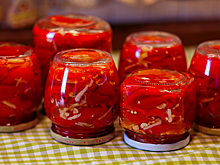 Нутрициолог рассказала, кому нельзя есть соленья