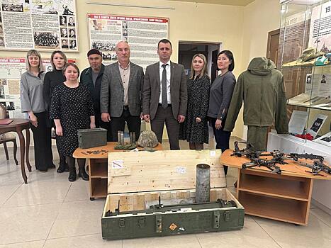 В музей Соль-Илецка из зоны СВО передали фрагменты беспилотников и гильзы от снарядов