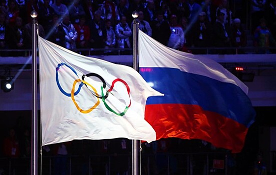 В МОК заявили, что не будут рассматривать вариант допуска россиян с флагом и гимном