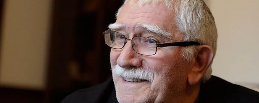 Памятник Джигарханяну открыли на Ваганьковском кладбище