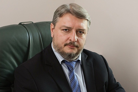 Глава НСФР Емелин предложил открывать не более 10 карт на человека в одном банке