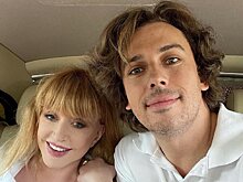 Россияне ждали появления Пугачевой в доме Киркорова