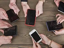 Россиянам назвали главную опасность смартфонов с двумя sim-картами