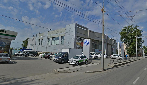 Новосибирские автосалоны раскупают один за другим