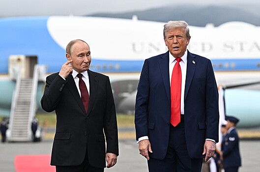 Ушаков назвал условие для подготовки разговора Путина и Трампа