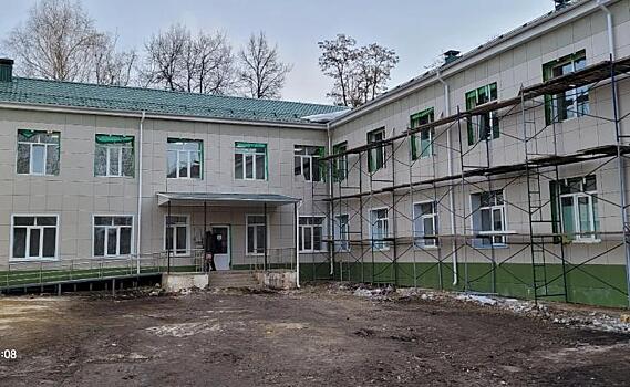 В Железногорске сбились сроки капремонта отделения горбольницы