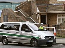 Молодая жена выпала из окна в первую брачную ночь