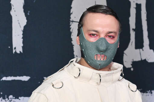 Кологривого засняли в смирительной рубашке: Ему идет