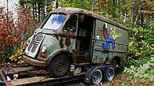 В лесу нашли заброшенный фургон группы Aerosmith