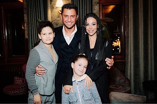 Павел Прилучный добровольно выпишется из квартиры бывшей жены